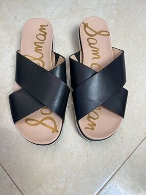 Sam Edelman Woman’s Black Sandler Shoed 9.5